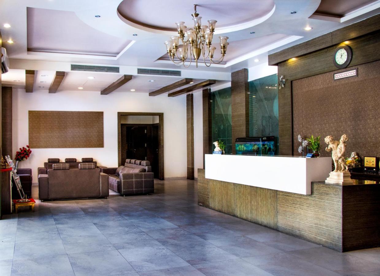 Rewa Hotel Landmark מראה חיצוני תמונה