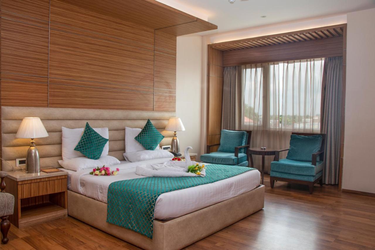 Rewa Hotel Landmark מראה חיצוני תמונה