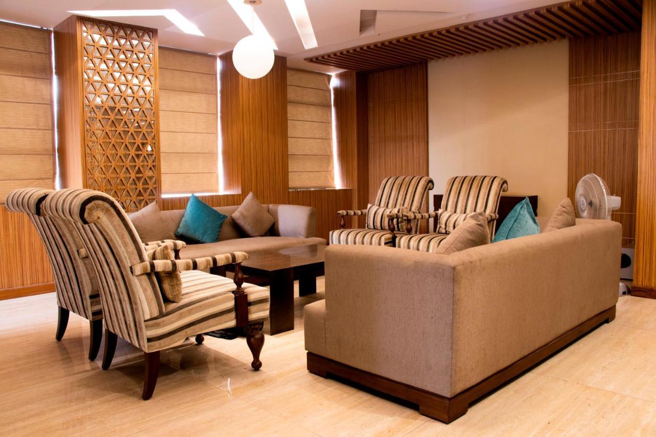 Rewa Hotel Landmark מראה חיצוני תמונה